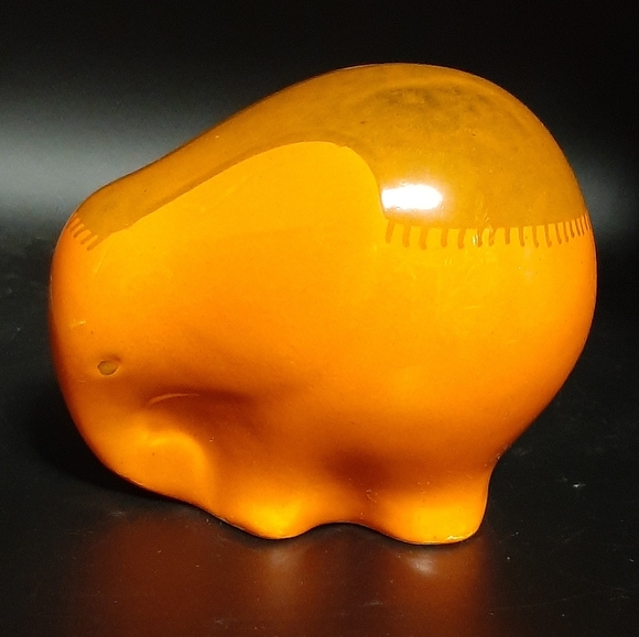 Ceramiche Baldelli Mid-Century Italian Orange Ceramic Elephant Coin Bank - Picture 6 of 6